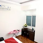 Divine India Service Apartment 2Bhk 1A Saket