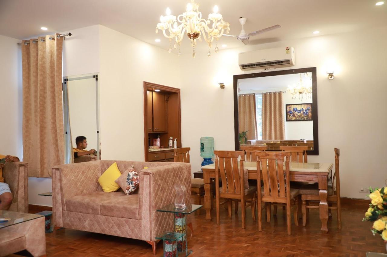 Divine India Service 2bhk 1a Saket