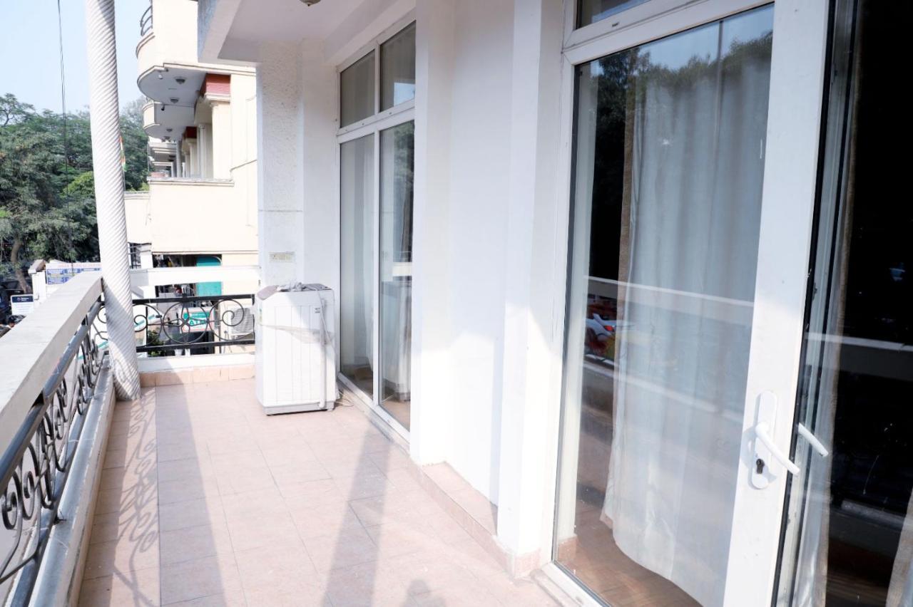 Divine India Service 2bhk 1a Saket Apartment