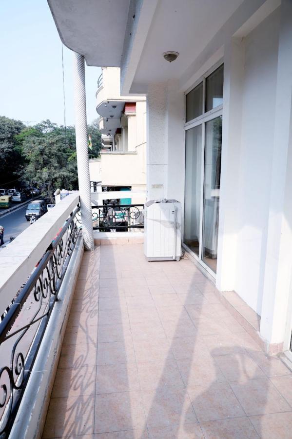 Apartment Divine India Service 2bhk 1a Saket